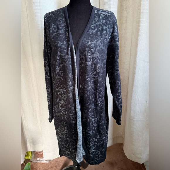 NWT Chico's Black & Silver Patterned Long Cardigan Lace Jacquard Lani Sweater - Picture 1 of 9
